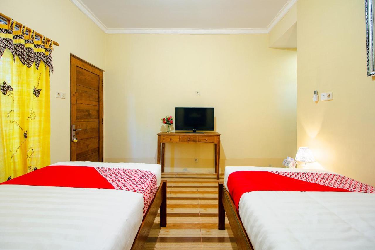 Oyo 2047 Opak Village Bed & Breakfast بانتول المظهر الخارجي الصورة